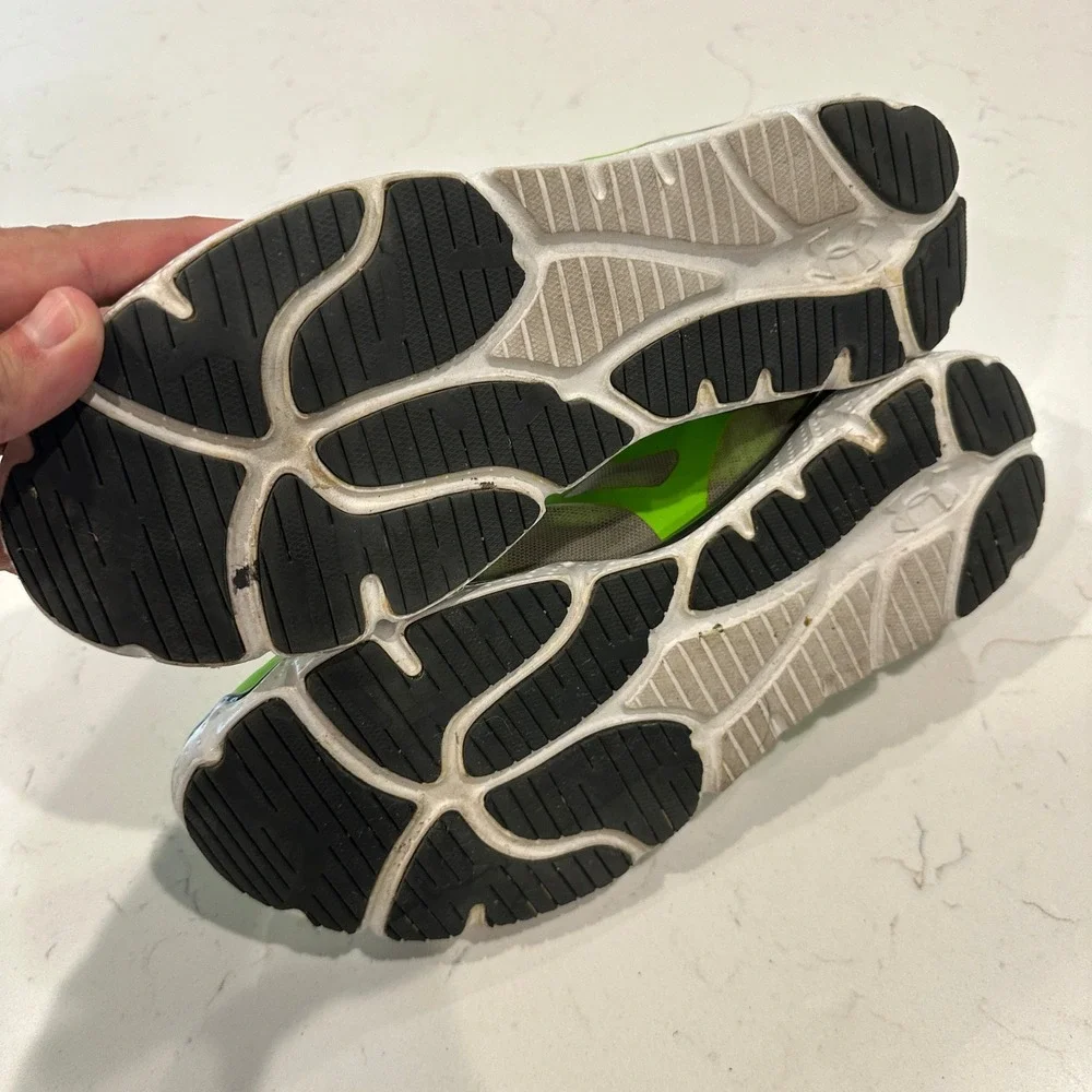 Under Armour Micro G Assert 4 Mens Running Shoes Lime Green 1249942-389 Size 9.5